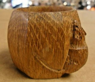A Robert Thompson ' Mouseman ' Oak Napkin Rings with His Mouse Signature 2