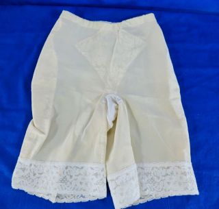 Olga Vintage Long Leg Girdle Panty Suddenly Slim Lace Trim Garter Clips 543 - 20 M