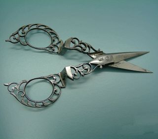 ANTIQUE C 1830 Z SHAPED EMBRODERY SEWING FILIGREE ITALIAN SCISSORS 2