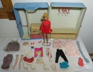 Vintage Ponytail Barbie 4 Blue Eyes,  Blond 1961 Case,  Clothes,  Accessories