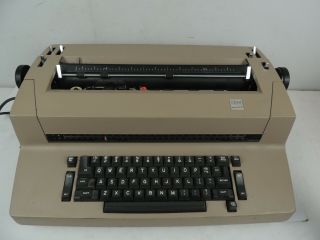 Vintage Ibm Selectric Ii Correcting Electric Typewriter,  Beige