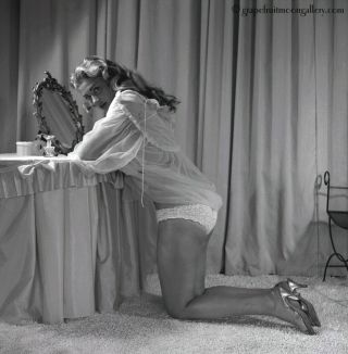 Bunny Yeager 1950s Pin - Up Camera Negative Pretty Fellini Film Star Nadine Ducas