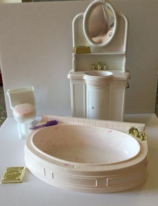 Barbie Vintage Folding Pretty House Marble Bathroom With Bath,  Sink & Toilet