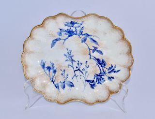 Antique Royal Doulton Blue Iris Scalloped Plate (doulton Burslem 1886 - 1902)