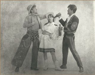 R Hendrickson Vintage Photo Cowboy Cowgirl Charro Humorous Brawl M448