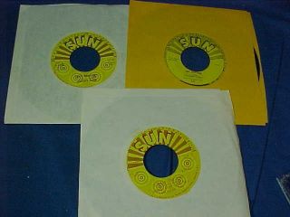 2 Vintage Sun Label Johnny Cash 45 Records - I Walk The Line - Get Rhythm - Hey Porter