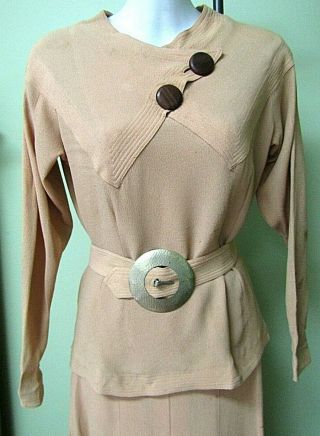 VINTAGE 1940 ' S BEIGE SKIRT &TOP OUTFIT W/ MATCHING BELT / 36 