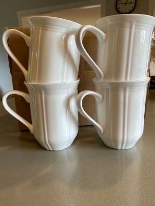 Set Of 4 Mikasa Antique White Bone China Cappuccino Coffee Tea Mugs Cups 4 1/2 "