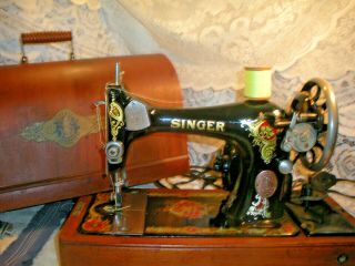 Vintage Singer Sewing Machine Model 27 With Lavincendora,  Bentwood Case 1910