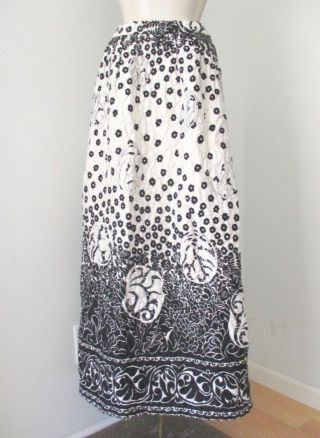 Vtg 60s 70s Black White Quilted Cotton Sateen Floral Maxi Hostess Skirt 26 Waist