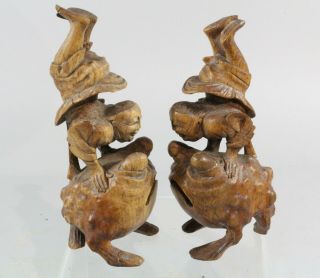 Chinese Qing Liu Hai & Toad Carved Wood Figures 2