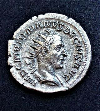 Roman Empire/ Antoninianus/ Trajan Decius/ Pax Augusti/ Silver Coin