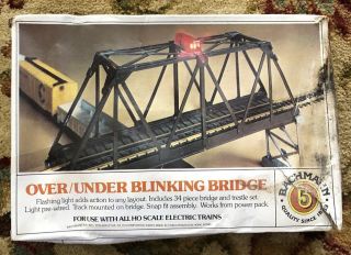 Vintage Bachmann Ho Scale Over Under Blinking Bridge 46222