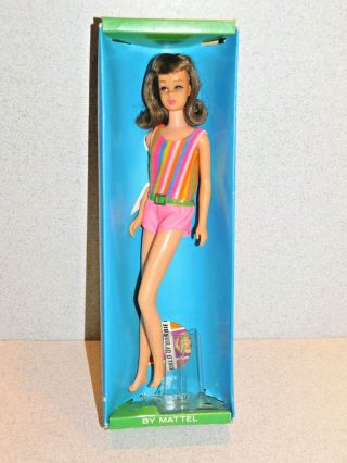 Barbie: Vintage Brunette Bend Leg Francie Doll W/box