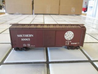 Vintage Very Old Southern Railway Wood/metal Box Ho Scale ////