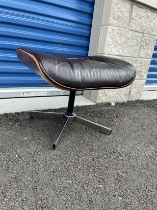 Vintage Mid Century Modern Eames Herman Miller Style Ottoman For Lounge Chair