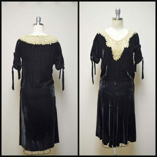 Vintage Antique 1930s Black Velvet Drop Waist Dress W Lace Collar Size Xs