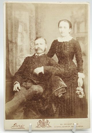 Antique Cabinet Photo Portrait Of Woman And Man.