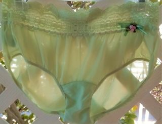 Vtg Olga Green Goddess Silky Nylon Back Seamed Panty W/3 " Lace Waistband 7/l