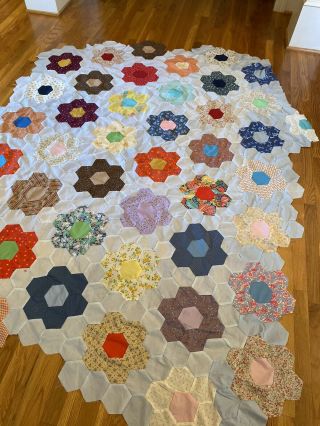 Hand Pieced Vintage Grandmothers Flower Garden Cotton Quilt Top - 96” X 64” - Pretty 3