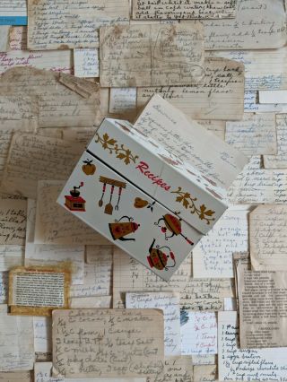 Vtg Recipes Cards Metal Box Handwritten Dividers Unique Antique Cooking Baking