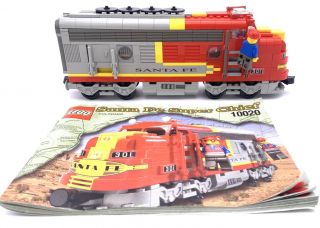 Lego Santa Fe Chief With Instructions (10020) - 99 Complete w/ Mini - figs 3