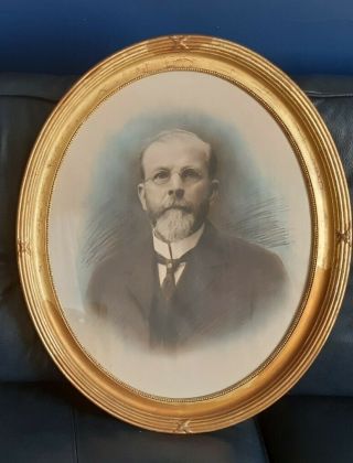 Large 19th Century Oval Gilt Framed Lithograph Portrait - Man With Beard