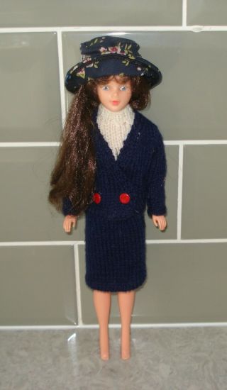 Vintage 1960s Palitoy Tressy Doll