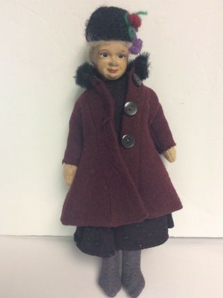 Vintage Charming Old Lady Felt Cloth Doll With Hat Made So Real 9.  5 In