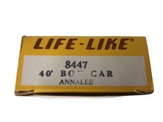 Life - Like HO Scale 8447 Annalee Doll Company 40’ Box Car Train 3