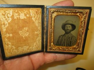 Antique Civil War Tintype Photo - Cs Confederate Soldier W/ Battleshirt & Hat Id?