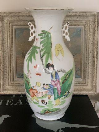Wonderful Large Antique Twin Handled Chinese Vase Hand Painted With Bats