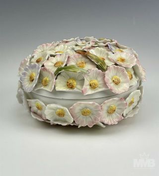 Antique Carlsbad Austria Painted Porcelain Floral Jewelry Trinket Ring Box Lhb