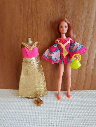 Vintage Topper Dawn Doll With 2 Outfits And 2 Pairs Of Very Minty Shoe