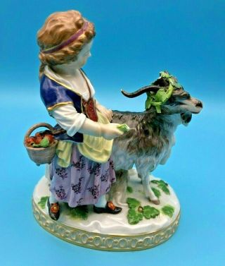Gorgeous Antique Meissen Porcelain Figurine Of Farm Girl With A Goat