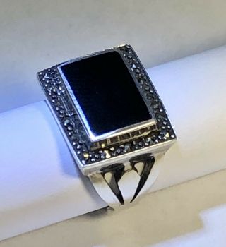 Vintage 925 Sterling Silver Ring With Black Onyx & Marcasite Size 8.  25