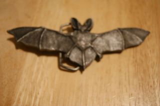 1979 Indiana Metal Craft Pewter " Bat " Belt Buckle 5 1/2 Inches Wide