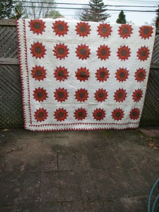 Antique Pieced Sunburst Quilt With Double Saw Tooth Border 88 " X 83 "