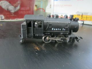 H O Trains: Running Santa Fe Industrial 0 - 4 - 0 Steam Switch Engine Tr