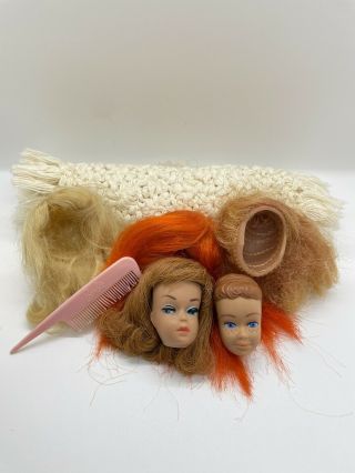 Vintage Barbie Fashion Queen Wig Wardrobe With 2 Heads And 4 Wigs