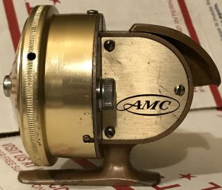 Vintage Amc Spin Cast Reel.