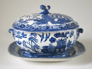 Blue Willow 3 Pc.  Soup Tureen Ridgways Semi - China England C.  1900