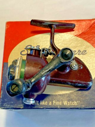 Shakespeare 2052 Fishing Reel W Box Tool Spinning Reel Tackle