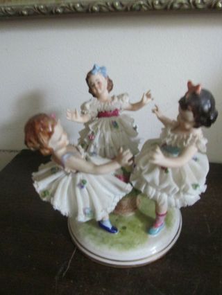 Antique Germany Dresden Lace Porcelain Figurine Three Dancing Girl 5 "