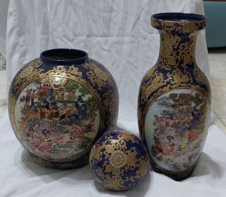 2 Antique Chinese Famille Rose Porcelain Vases