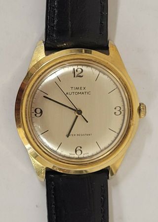 Vintage Mens Timex Automatic Gold Tone Watch.  Runs
