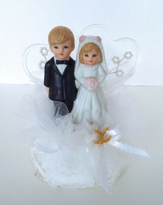 Vintage Wedding Cake Topper 6 " Porcelain Bride Groom Lace Tuel Acrylic Hearts