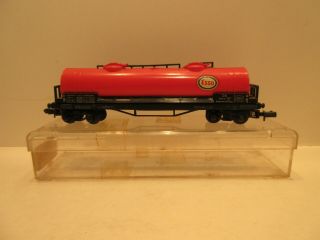 N Gauge Arnold Rapido Esso Tank Car 2 Dome 4 3/4 Long Model Railroad Train