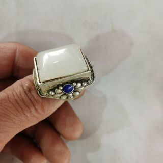 Chinese Old Craft Made Old Tibetan Silver Inlaid White Jade Silver Ring
