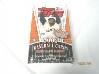 2005 Topps Series 2 Baseball Box Of 36 Pack W/10 Cards,  Autoghaph,  Relic,  &more